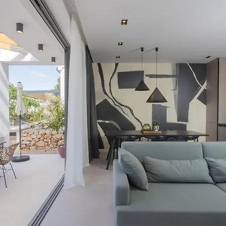 Gorgeous In With Wifi Holiday home